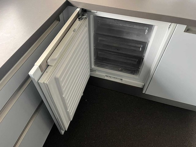 Next125 - keuken met aeg apparatuur - afbeelding 20 van  24