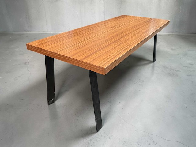 Next125 design eetkamertafel met stalen poten/frame 220x90cm - afbeelding 1 van  8