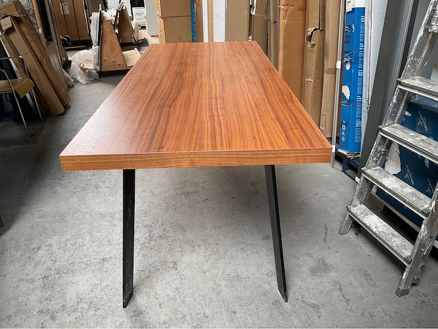 Next125 design eetkamertafel met stalen poten/frame 220x90cm - afbeelding 7 van  8