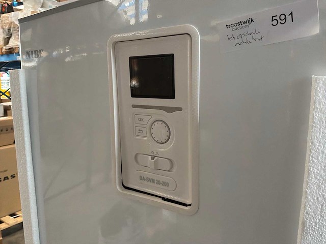 Nibe ba-svm 20-200 warmtepomp binnenunit - afbeelding 3 van  12