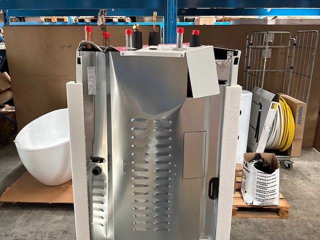Nibe ba-svm 20-200 warmtepomp binnenunit - afbeelding 9 van  12