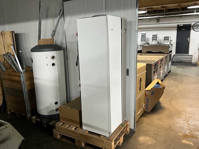 Nibe f1345-24 water/water warmtepomp - afbeelding 1 van  8