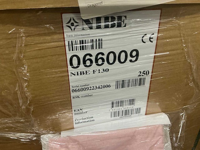 Nibe warmtepomp ventilatielucht/water f130 monoblock 066009 - afbeelding 3 van  3