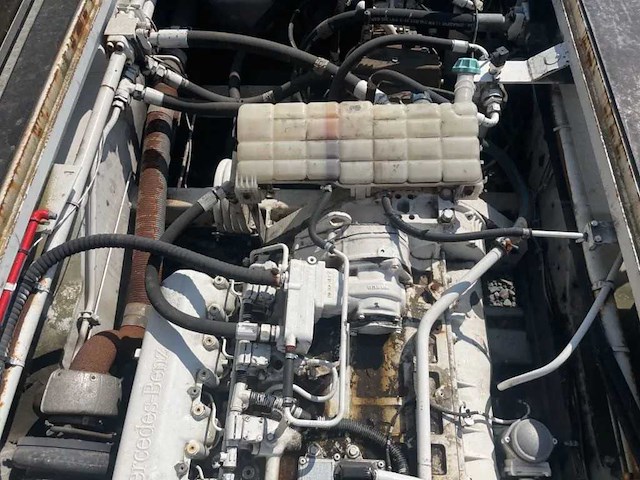 Nicolas - 2004 - mpv 135 - trailer - afbeelding 15 van  77