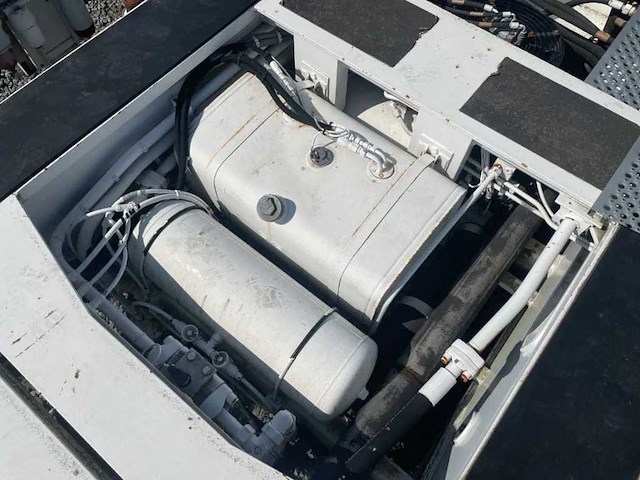 Nicolas - 2004 - mpv 135 - trailer - afbeelding 18 van  77