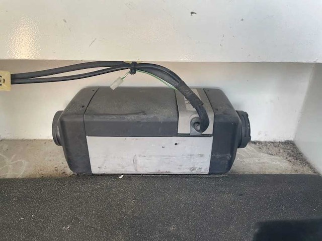 Nicolas - 2004 - mpv 135 - trailer - afbeelding 33 van  77