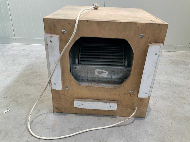 Nicotra - lucht ventilatoren 2500m³ - afbeelding 1 van  3
