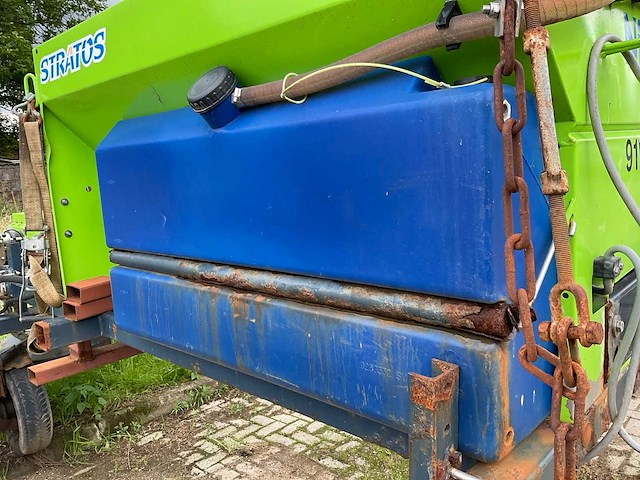 Nido - stratos b08-27 - salt spreader - 2001 - afbeelding 2 van  15