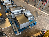 Nieros / dyson hygiënezuil / airblade - afbeelding 2 van  8