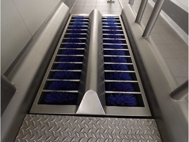 Nieros urk hygiënesluis - afbeelding 6 van  7