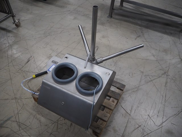 Nieros - afbeelding 3 van  9