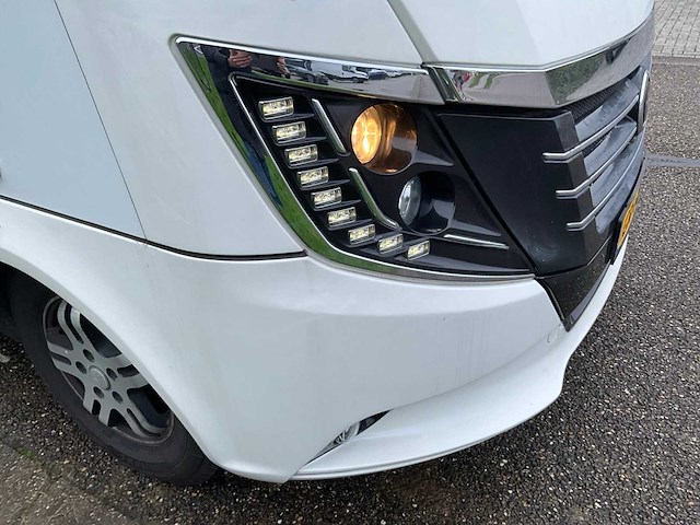 Niesmann-bischoff - arto 66f - camper - 2015 - afbeelding 2 van  43