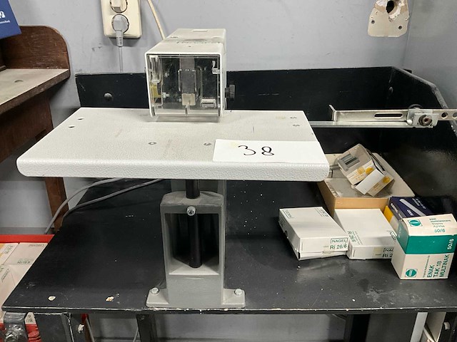 Nietstation - afbeelding 3 van  9