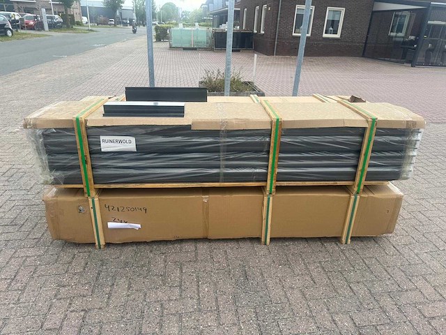 Nieuw: partij aluminium liggers antraciet (ral 7015) - 4 pallets (104-delig / ca. 400kg) - afbeelding 5 van  9