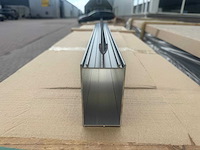 Nieuw: partij aluminium liggers antraciet (ral 7015) - 4 pallets (104-delig / ca. 400kg) - afbeelding 8 van  9