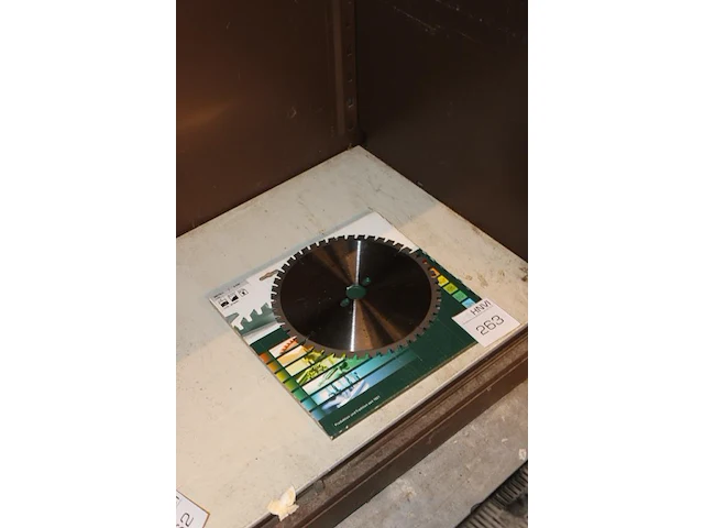 Nieuw zaagblad stehle maat 254 x 2,4 x 30 mm. - afbeelding 2 van  2