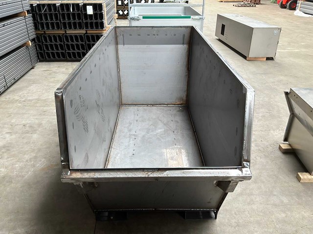 Nieuwe afvalcontainer - afbeelding 7 van  7