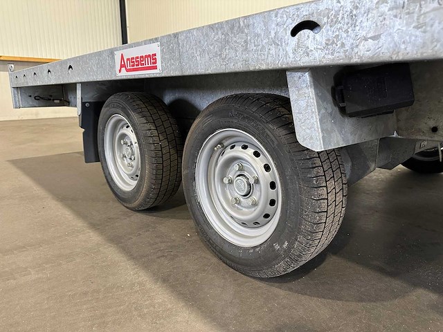 Nieuwe anssems msx 2700 autoambulance met kenteken 93-wrx-5 - afbeelding 4 van  13