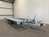 Nieuwe autoambulance met kenteken 96-wsg-9 - afbeelding 3 van  16