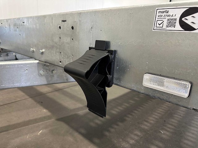 Nieuwe autoambulance met kenteken 96-wsg-9 - afbeelding 7 van  16