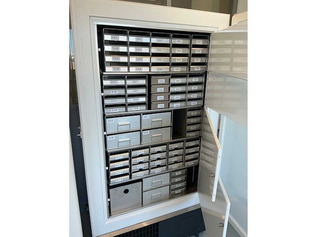 Nieuwe brunwck u570 premium laboratorium ultra low freezer - afbeelding 8 van  9