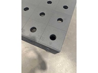 Nieuwe genitreerde gietijzeren lastafel/opspantafel - 2400x1200x20mm met maatvoering. - afbeelding 4 van  9