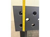 Nieuwe genitreerde gietijzeren lastafel/opspantafel - 2400x1200x20mm met maatvoering. - afbeelding 7 van  9