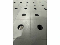 Nieuwe genitreerde gietijzeren lastafel/opspantafel - 2400x1200x20mm met maatvoering. - afbeelding 6 van  9