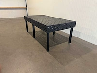 Nieuwe genitreerde gietijzeren lastafel/opspantafel - 2400x1200x20mm met maatvoering. - afbeelding 2 van  9