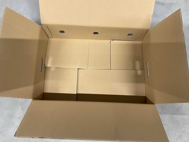 Nieuwe kartonnen doos (282x) - afbeelding 3 van  4