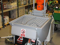 Nieuwe stukadoorsmachine putz p4 met pompmotor 5.5 kw, mengmotor 2.2 kw, capaciteit ca 25/45 l-min en trech... - afbeelding 6 van  9
