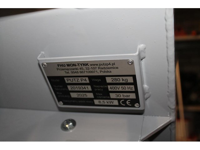 Nieuwe stukadoorsmachine putz p4 met pompmotor 5.5 kw, mengmotor 2.2 kw, capaciteit ca 25/45 l-min en trech... - afbeelding 8 van  9