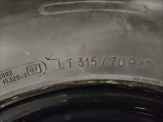 Nieuwe velgen 315/70r17 - 8x165,1 of 8x6,5” - velg - afbeelding 4 van  8