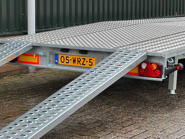 Niewiadow - autotransporter - 8 meter - - aanhangwagen - 2026 - afbeelding 1 van  2