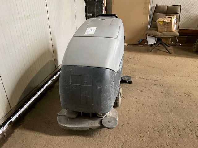 Nifisk ba 651 schoonmaakwagen - afbeelding 14 van  18