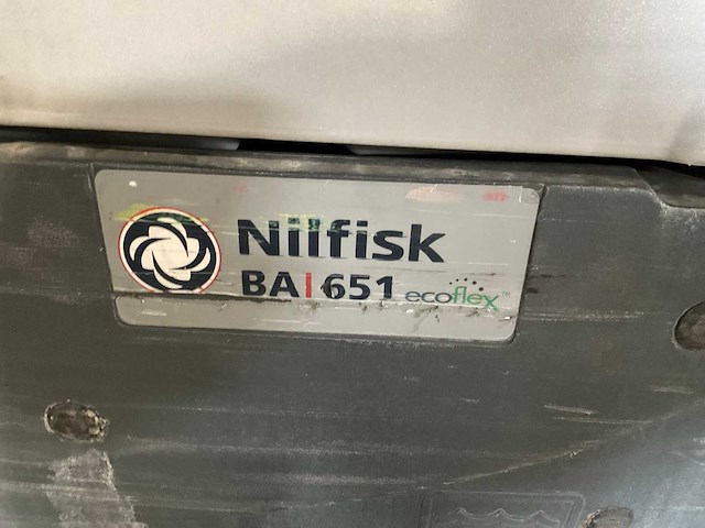 Nifisk ba 651 schoonmaakwagen - afbeelding 15 van  18