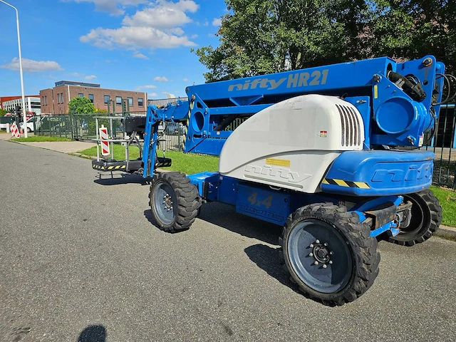 Niftylift - 2013 - hr21 d 4x4 20.8m werkhoogte - met hoogwerkerboek - 1612 uren - hoogwerker - afbeelding 20 van  26