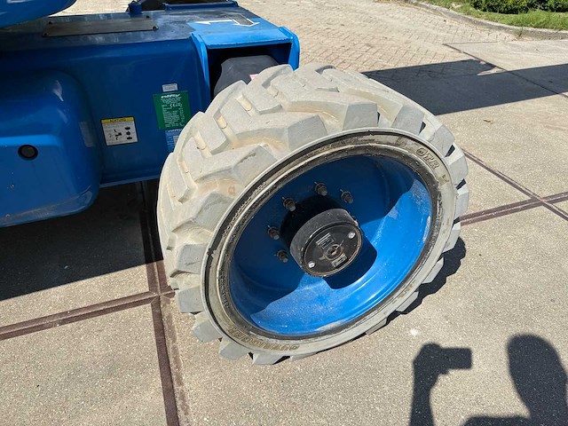 Niftylift - 2017 - hr28 hybrid 4x4 - knikarm hoogwerker - afbeelding 21 van  31