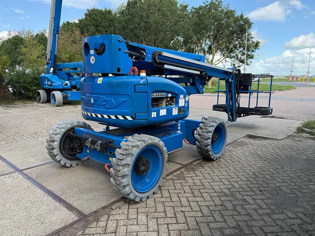 Niftylift - 216 - hr17 - knikarm hoogwerker4x4 hybride - afbeelding 1 van  34