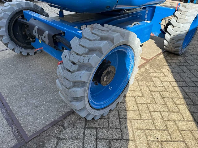 Niftylift - 216 - hr17 - knikarm hoogwerker4x4 hybride - afbeelding 25 van  34