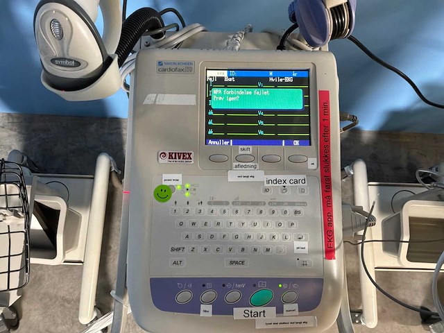 Nihon koden - cardiofaxm ecg op trolley - 2011 (5x) - afbeelding 11 van  15