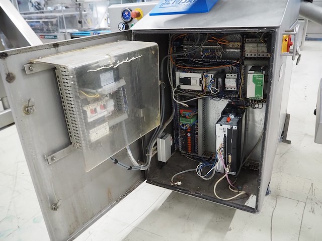 Nijal - afbeelding 3 van  14