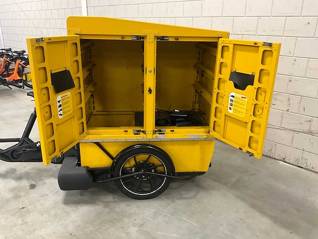 Nijland cargo cycling chariot elektrische transportfiets - afbeelding 15 van  16