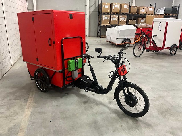 Nijland cargo cycling chariot elektrische transportfiets - afbeelding 12 van  16
