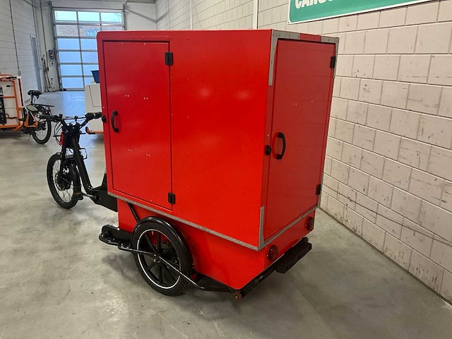Nijland cargo cycling chariot elektrische transportfiets - afbeelding 13 van  16