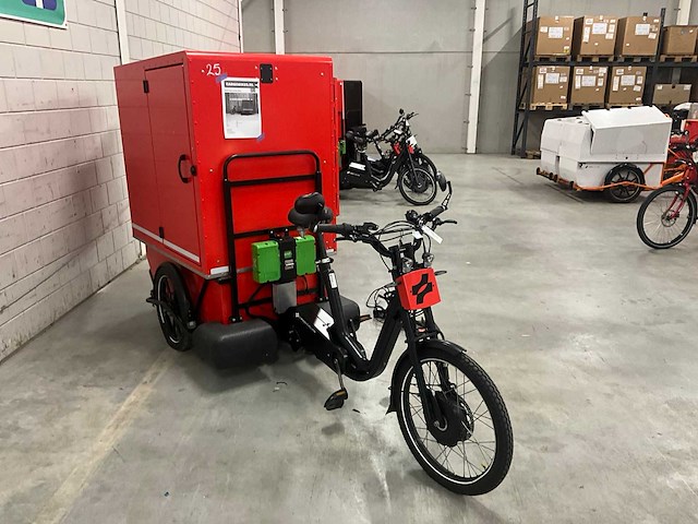 Nijland cargo cycling chariot elektrische transportfiets - afbeelding 10 van  13