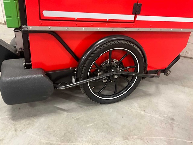 Nijland cargo cycling chariot elektrische transportfiets - afbeelding 13 van  15