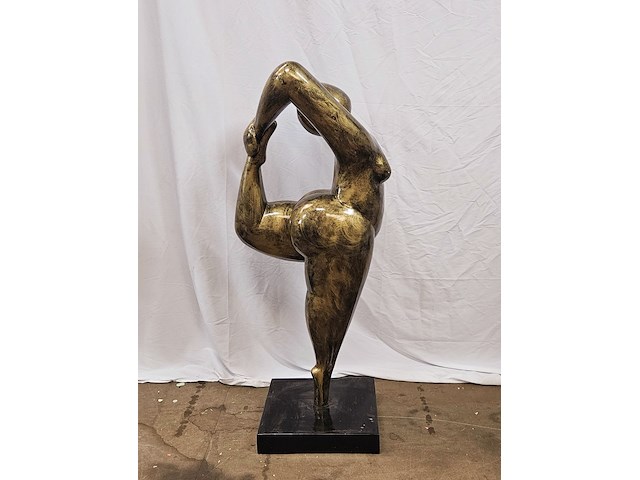 Niki de saint phalle ''nana'' xxl sculptuur - 140cm hoog - afbeelding 5 van  13