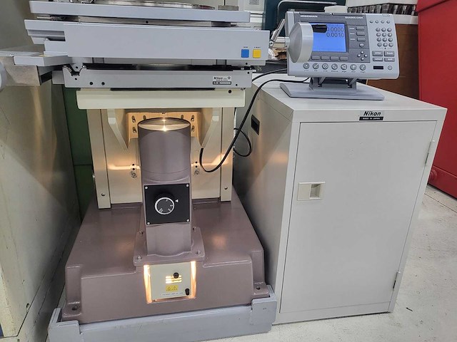 Nikon - v-20b - profielprojector - afbeelding 9 van  12