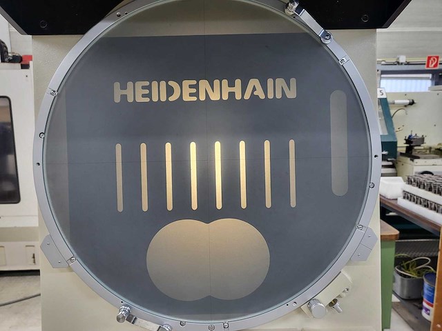 Nikon - v-20b - profielprojector - afbeelding 10 van  12